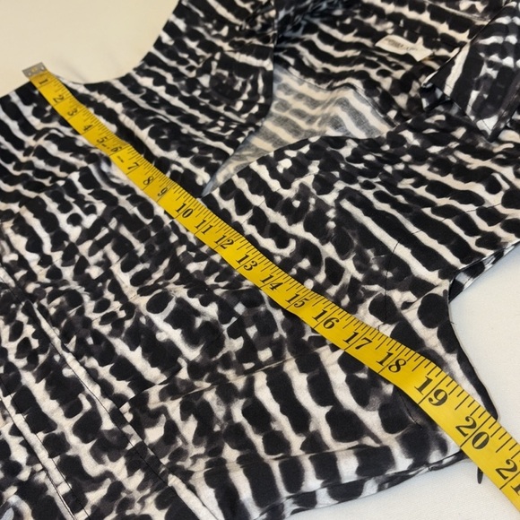 Calvin Klein dress below knee length deep V-neckline sleeveless reptile print 14 - Picture 5 of 11